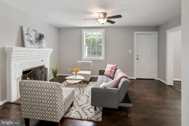 7704 Emerson Rd, Hyattsville, MD 20784 - photo 7