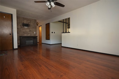 108 Jeremy Ln, Holcomb, KS 67851 - photo 6