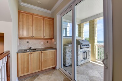 6-Wet Bar