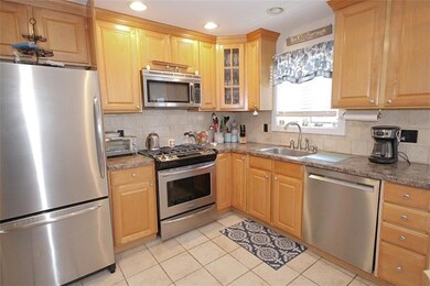 449 Pompey Ave, Staten Island, NY 10312 - photo 7