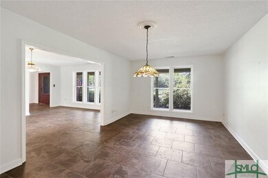 Extra Large Dinning room