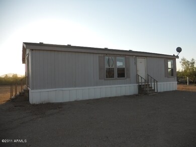 023-299692 front left 2