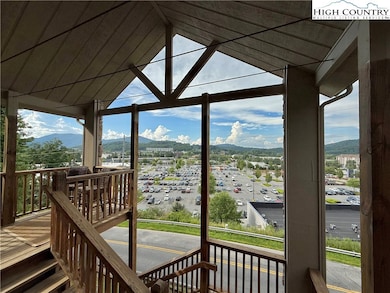 800 Meadowview Dr unit 17, Boone, NC 28607 - photo 2