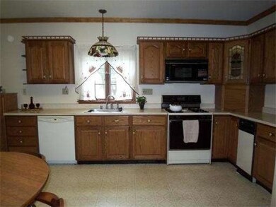 55 Bancroft Park, Hopedale, MA 01747 - photo 6