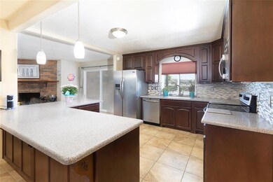 458 Loring Place, Horizon City, TX 79928 - photo 6