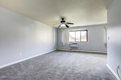401 Highway22b43u5 unit E, North Plainfield Boro, NJ 07060 - photo 7