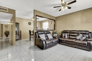 1022 Green Lilac Cir, El Paso, TX 79915 - photo 7