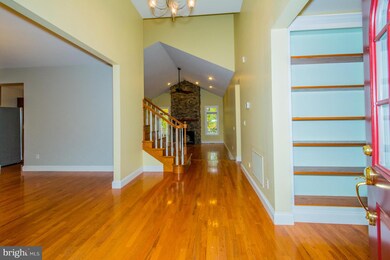 2897 Clear Pond Ct, Davidsonville, MD 21035 - photo 3