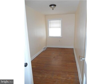 315 Mulberry St, Darby, PA 19023 - photo 4