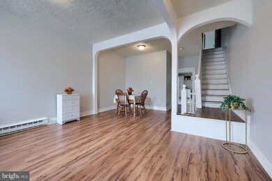 68 Locust St, Lancaster, PA 17602 - photo 4