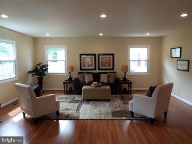 4226 Crosswick Turn, Bowie, MD 20715 - photo 2