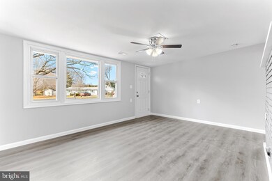 321 Crestwood Ct, Edgewood, MD 21040 - photo 7