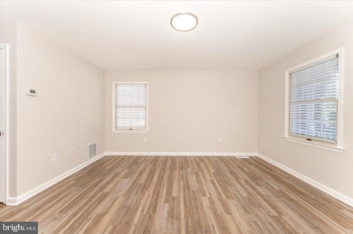 723 Medway Rd, Hagerstown, MD 21740 - photo 4