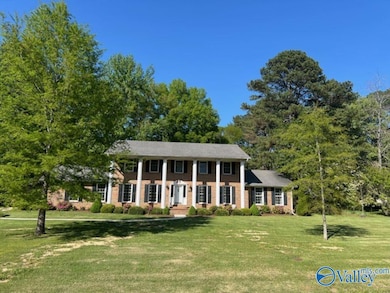 2404 Old Creek Trail SE, Decatur, AL 35603 - photo 2