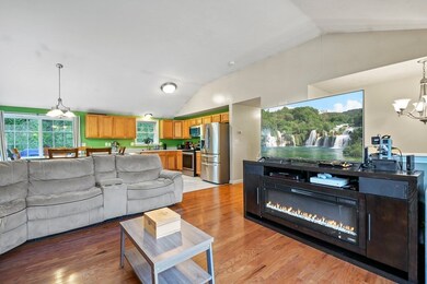 9 Whitetail Cir, Southbridge, MA 01550 - photo 5