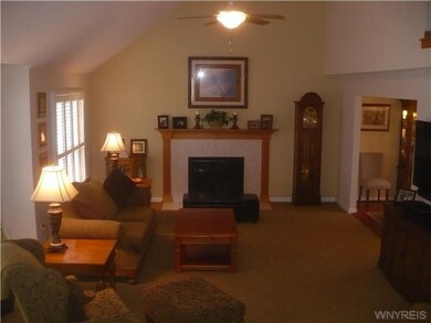 2645 Pinelake Dr, Niagara Falls, NY 14304 - photo 5