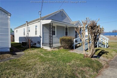349 18th St, Dunbar, WV 25064 - photo 3