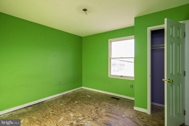 4585 Cherry Tree Ln, Sykesville, MD 21784 - photo 6