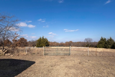 4705 W Seminole Rd, Duncan, OK 73533 - photo 3