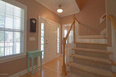 525 North Line Drive-large-005-17-Foyer-