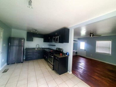 Open Kitchen living area 