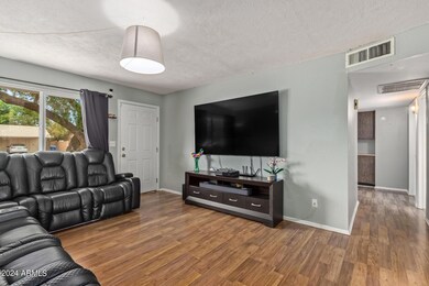 907 W Libra Dr, Tempe, AZ 85283 - photo 3