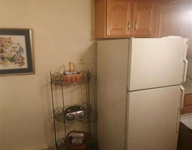 33 Lodgen Ct unit 3D, Malden, MA 02148 - photo 5