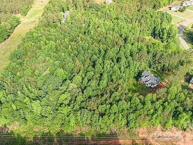 2592 Moon Creek Ln, Clover, SC 29710 - photo 6