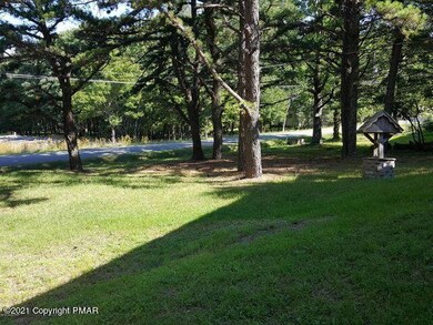 114 Hawthorne Rd, Albrightsville, PA 18210 - photo 2