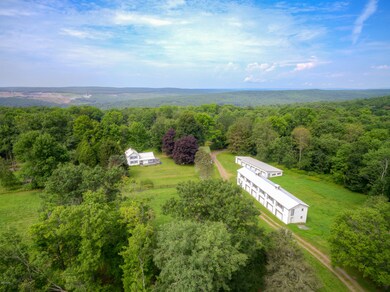 29 Strait Ln, Hawley, PA 18428 - photo 5