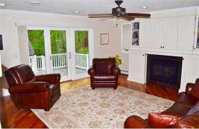 234 Palisades Cir, Stoughton, MA 02072 - photo 2