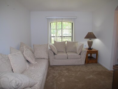 10566 Arnez Rd, Jacksonville, FL 32218 - photo 5