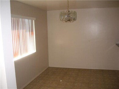 977 Maria Way, Chula Vista, CA 91911 - photo 4