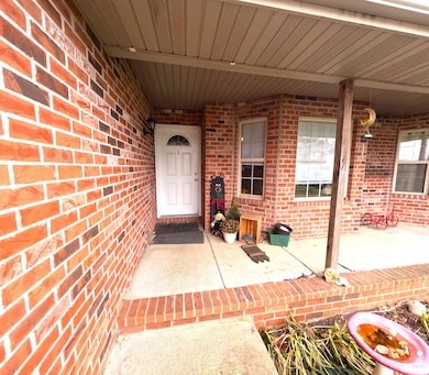 2308 2310 W Jonquil Ln, Ozark, MO 65721 - photo 2