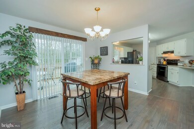 602 Southampton Dr, Ruther Glen, VA 22546 - photo 4