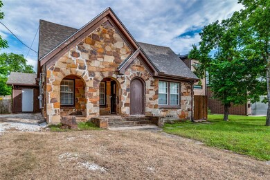 View of front of house with a front lawn