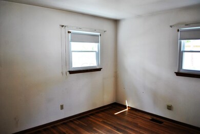 1260 Carbone Dr, Columbus, OH 43224 - photo 7