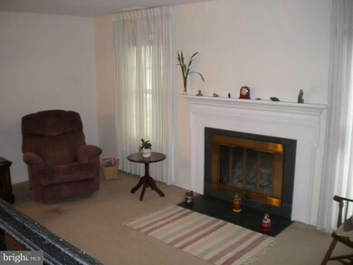 1509 Marlborough Ct, Crofton, MD 21114 - photo 6