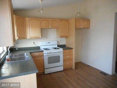 207 Saint Helena Ave, Dundalk, MD 21222 - photo 5