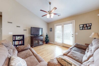 312 Connor Cir, Evans, GA 30809 - photo 6