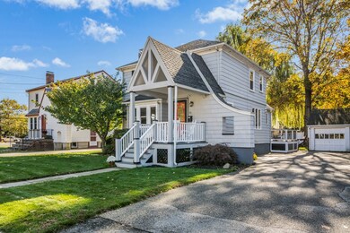 33 Wildwood Rd, Medford, MA 02155 - photo 2