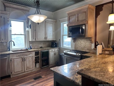 512 2nd St, Jennings, LA 70546 - photo 5