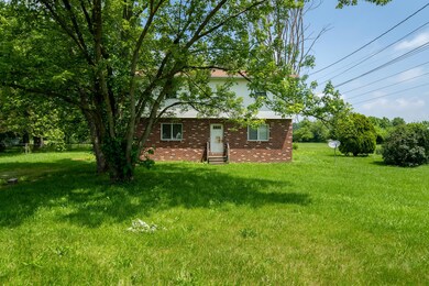 2028 Sedan Ave_MLS_02