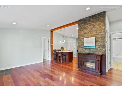 300 S Everest Rd unit 31, Newberg, OR 97132 - photo 6