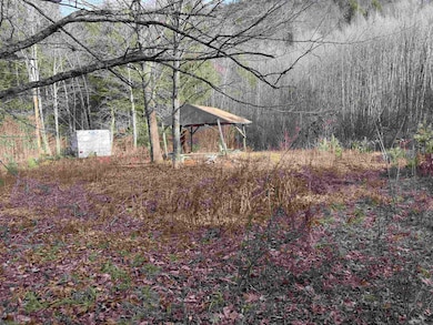 1720 Auger Hole Rd, Marlboro, VT 05344 - photo 2