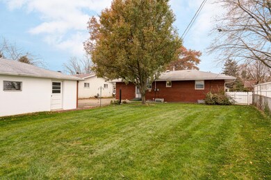 5282 Hazelwood Rd, Columbus, OH 43229 - photo 3