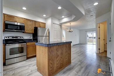 AVDP09 (1)