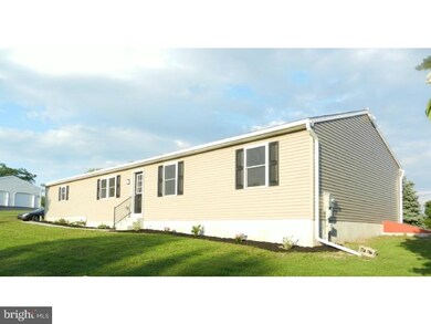 279 Schappell Rd, Hamburg, PA 19526 - photo 2