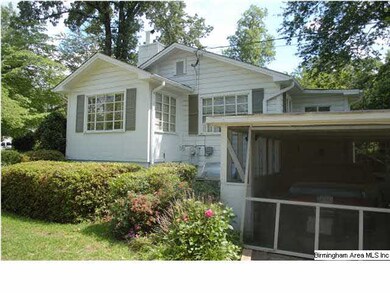 Showing the one car carport on side of house.