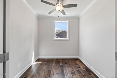 3-web-or-mls-7559 Cypress Dr-3